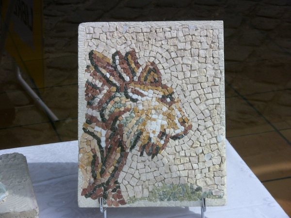 lion de St- Romain en Gal, œuvre d'Anik-Chaïma
